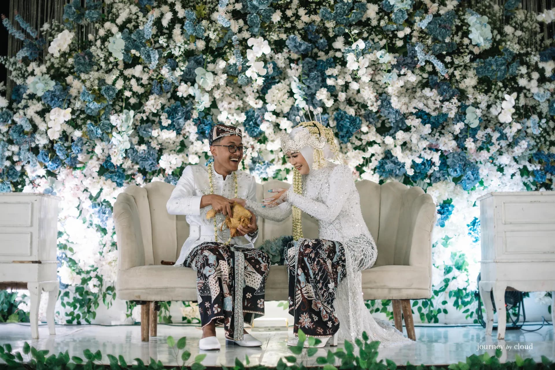 Momen Akad